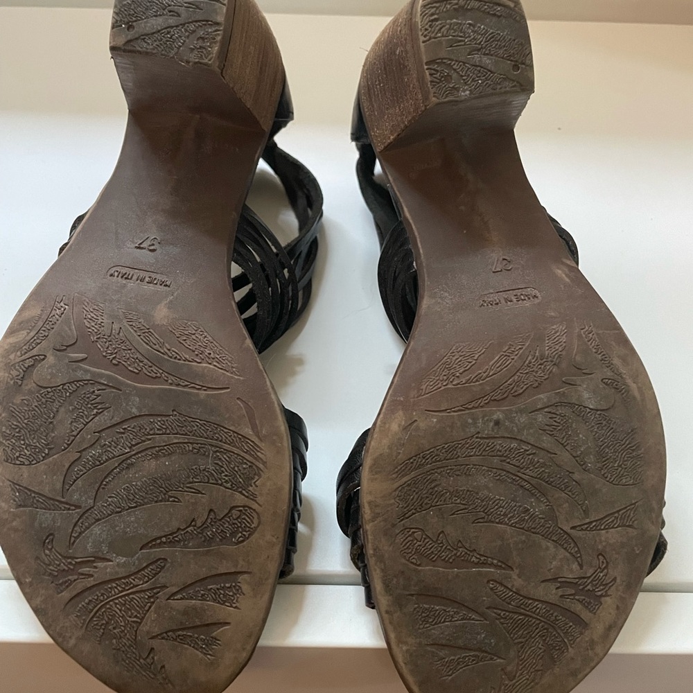 Italian sandals - Picture 5 of 7